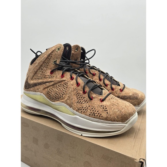 Nike LeBron X EXT Cork QS Shoes Mens Size 8.5 Brown High Top Sneaker 580890-200